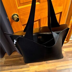 Hobo Black Leather Tote Bag - new condition